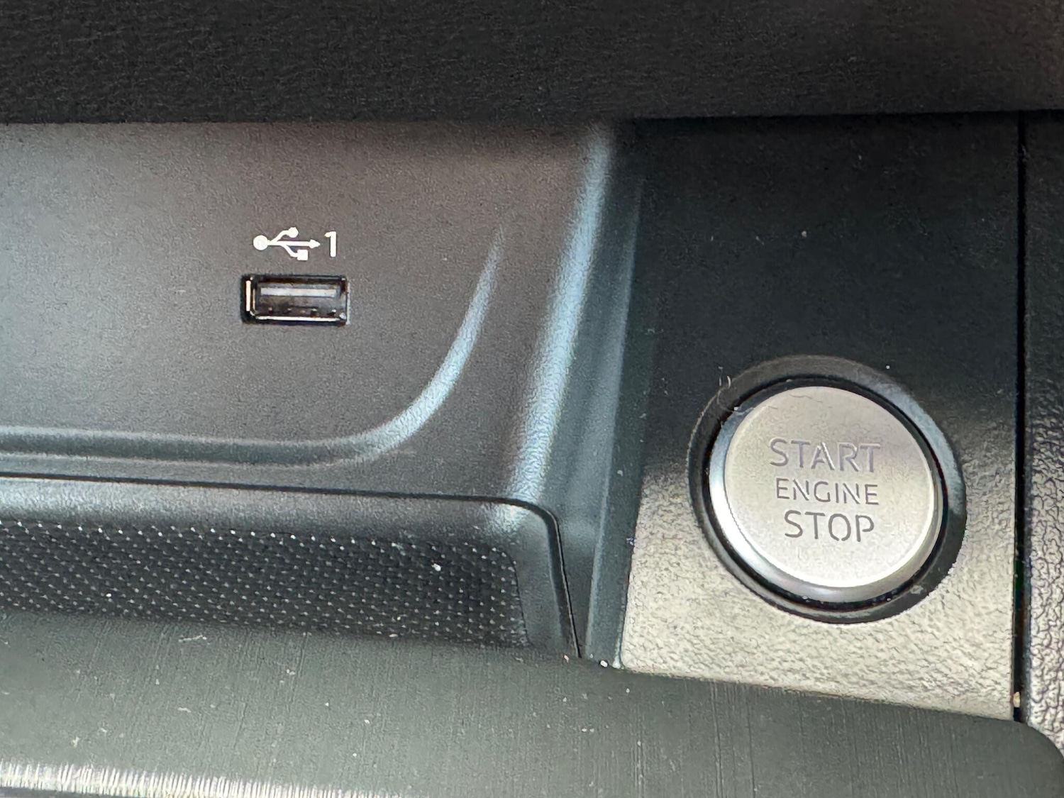 Used Audi A4 Avant 2018 for sale - 75884495: Photo 44