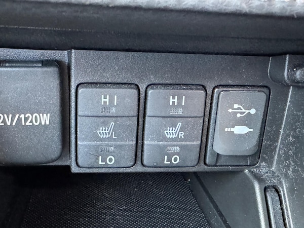 Used Toyota Auris 2015 for sale - 76314726: Photo 21