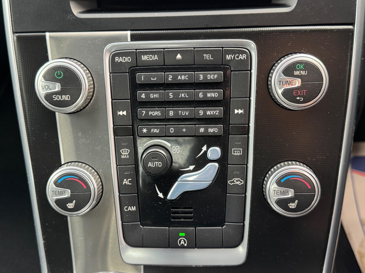 Used Volvo S60 2015 for sale - 76952380: Photo 22