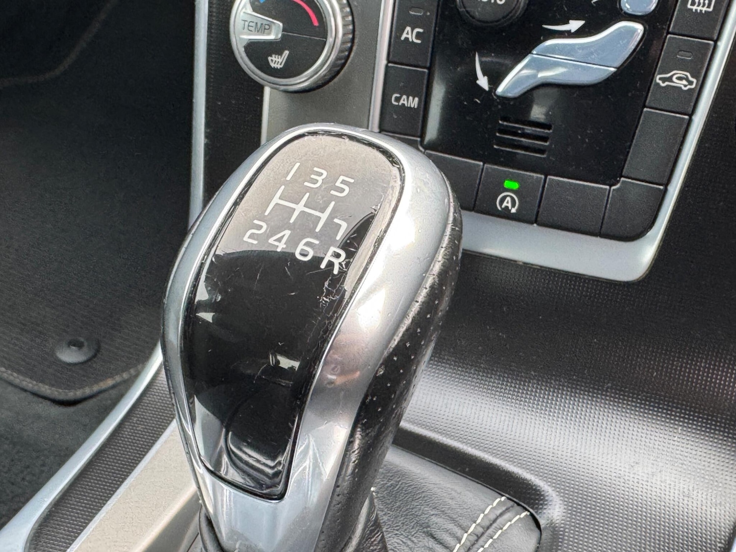 Used Volvo S60 2015 for sale - 76952380: Photo 29