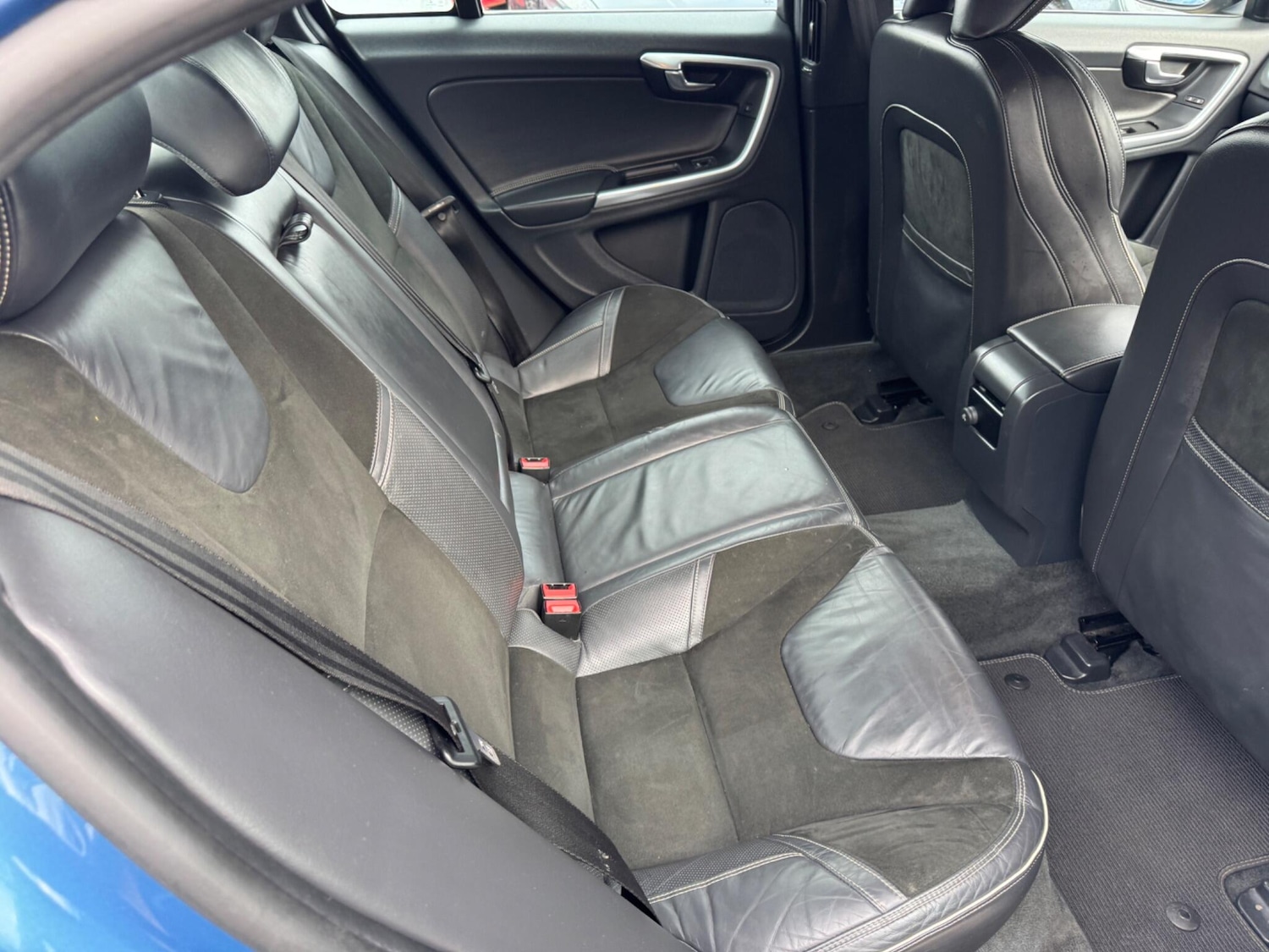 Used Volvo S60 2015 for sale - 76952380: Photo 33