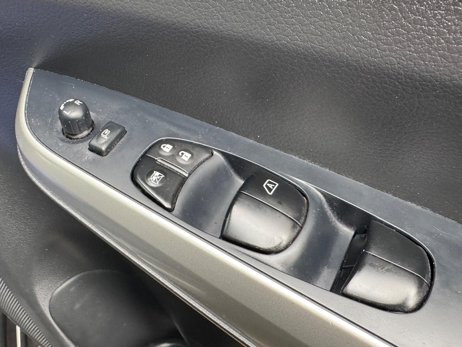 Used Nissan Navara 2021 for sale - 77799262: Photo 34