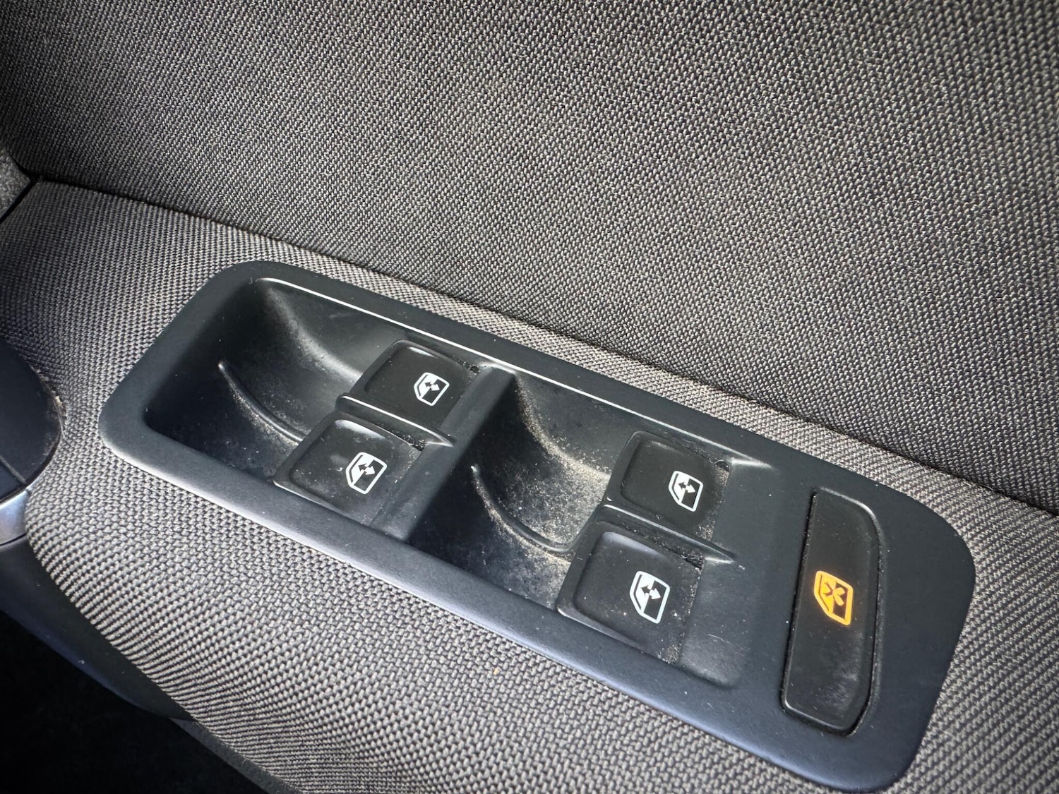 Used Volkswagen Golf SV 2016 for sale - 76689932: Photo 30