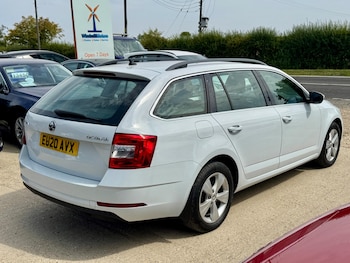 Used Skoda Octavia 2020 for sale - 75520308: Photo
