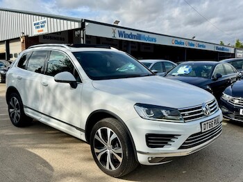 (66) - 3.0 TDI V6 BlueMotion Tech R-Line SUV 5dr Diesel Tiptronic 4WD Euro 6 (s/s)