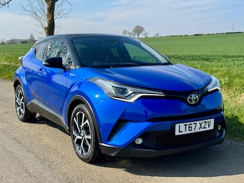 Used Toyota C-HR 2017 for sale - 75646936: Photo