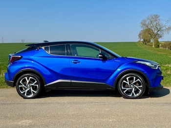 Used Toyota C-HR 2017 for sale - 75646936: Photo
