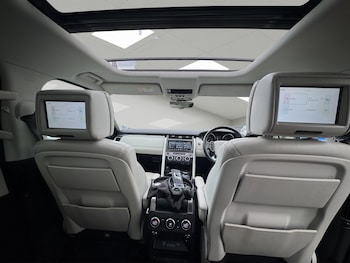 Used Land Rover Discovery 2017 for sale - 76729060: Photo