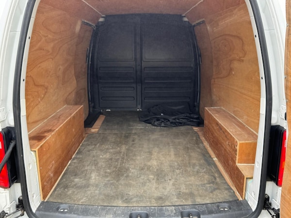 Used Volkswagen Caddy Maxi 2018 for sale - 76251112: Photo 2