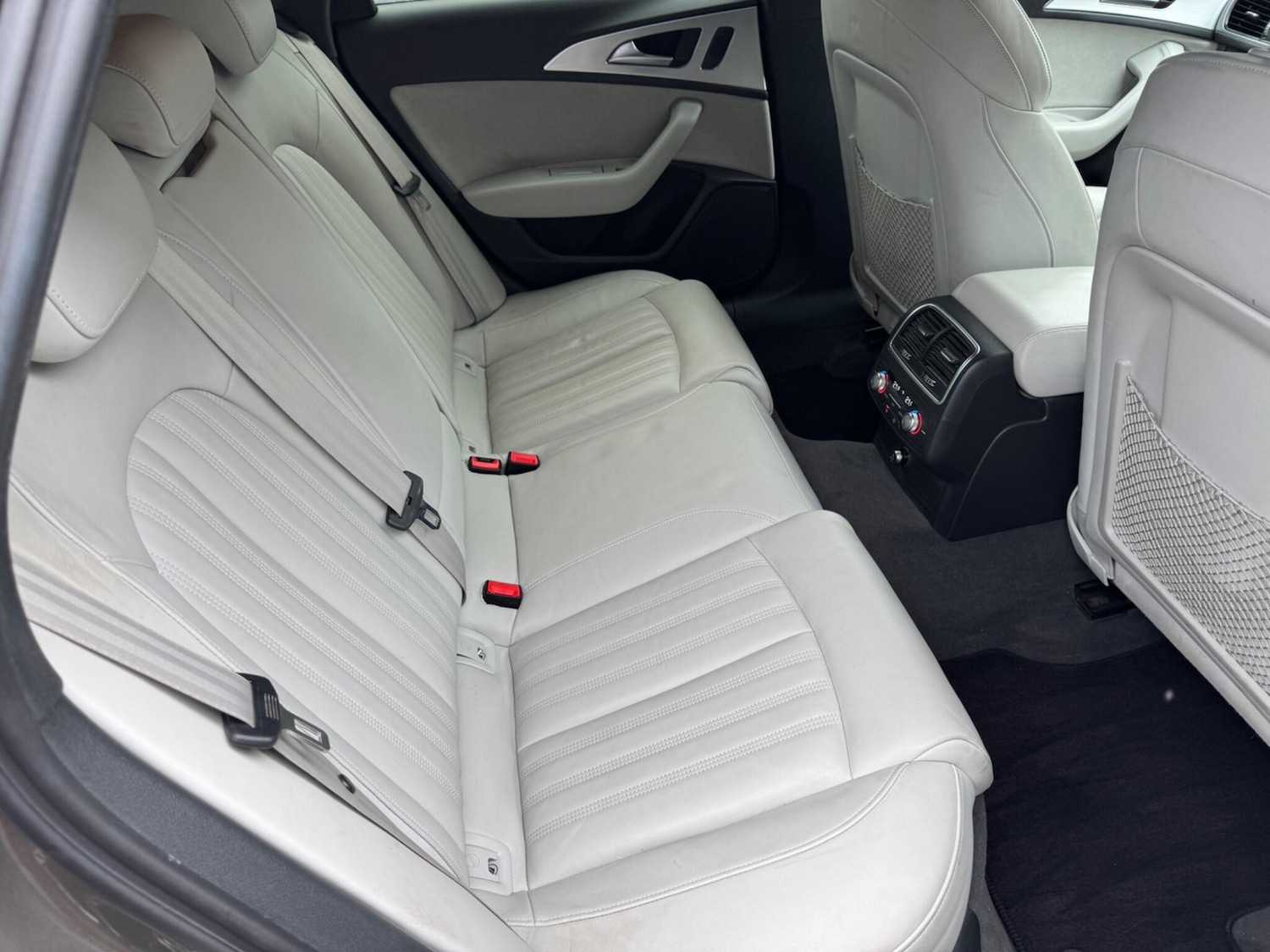 Used Audi A6 Avant 2016 for sale - 76138520: Photo 44