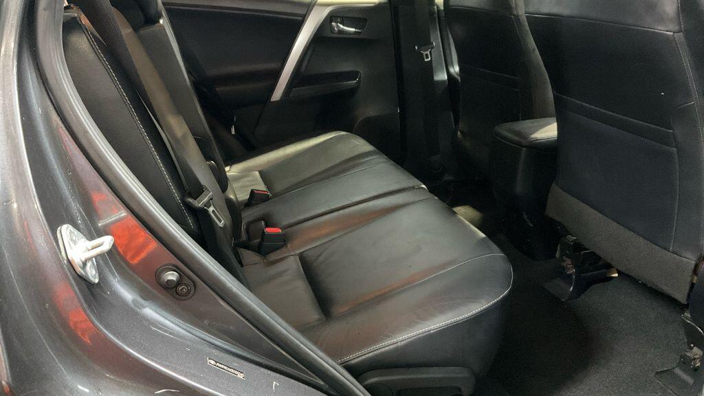 Used Toyota RAV4 for sale - 77537574: Photo 11