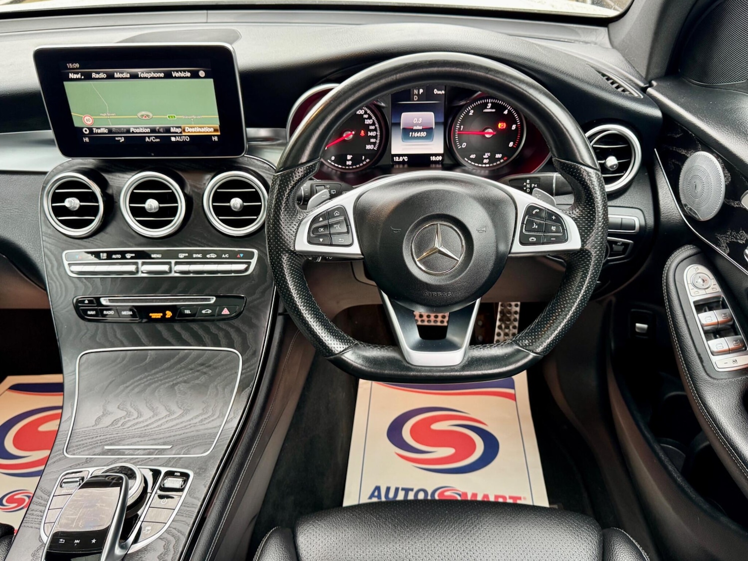 Used Mercedes-Benz GLC 2018 for sale - 76259284: Photo 2