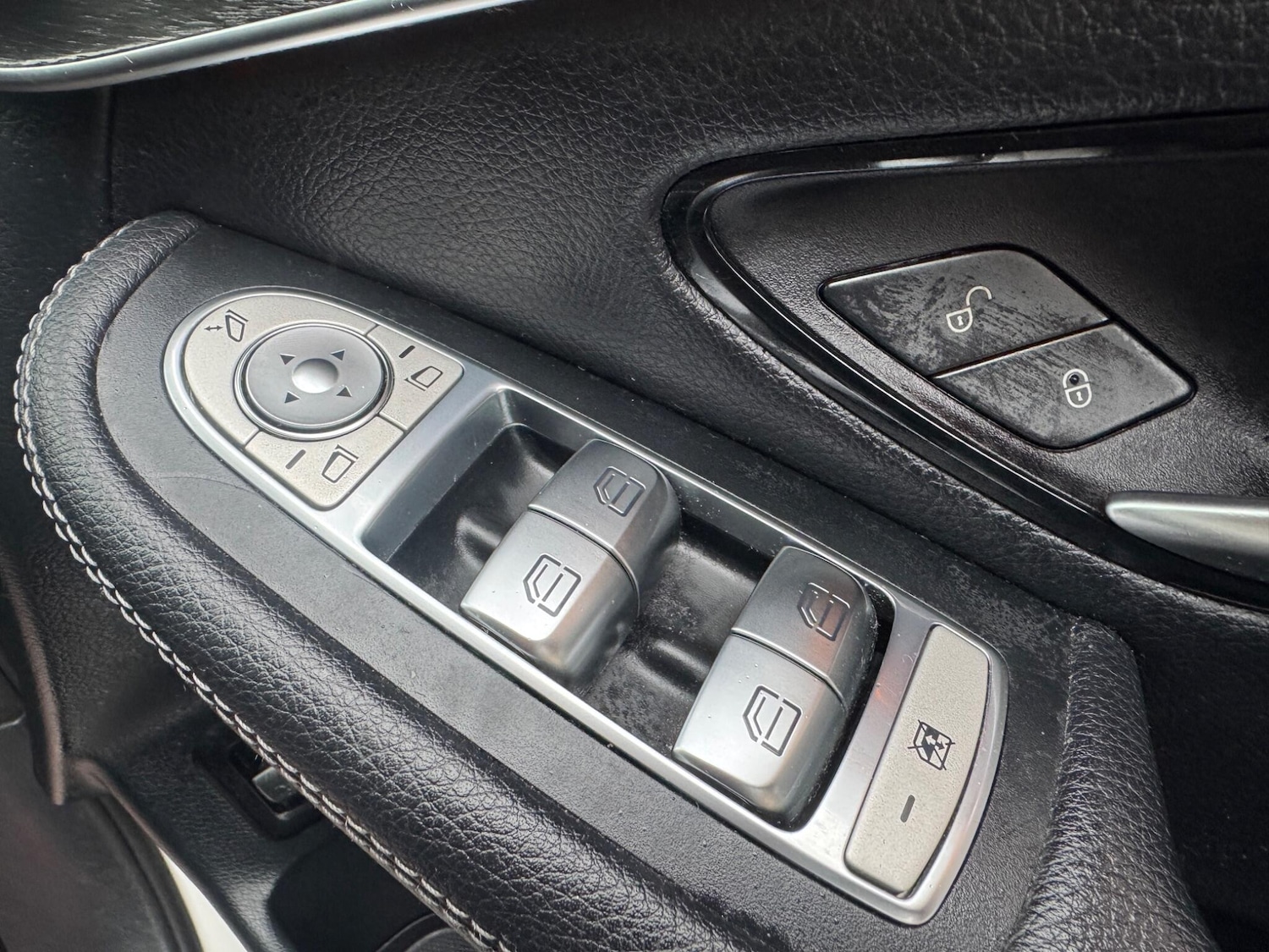 Used Mercedes-Benz GLC 2018 for sale - 76259284: Photo 60