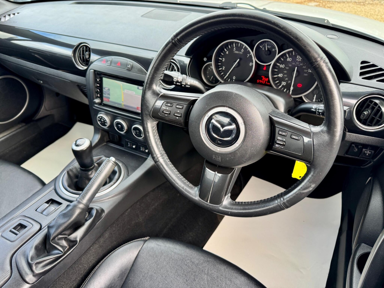 Used Mazda MX-5 2015 for sale - 78205382: Photo 32