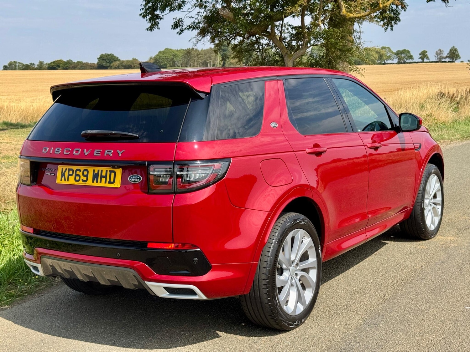 Used Land Rover Discovery Sport 2019 for sale - 76657662: Photo 11