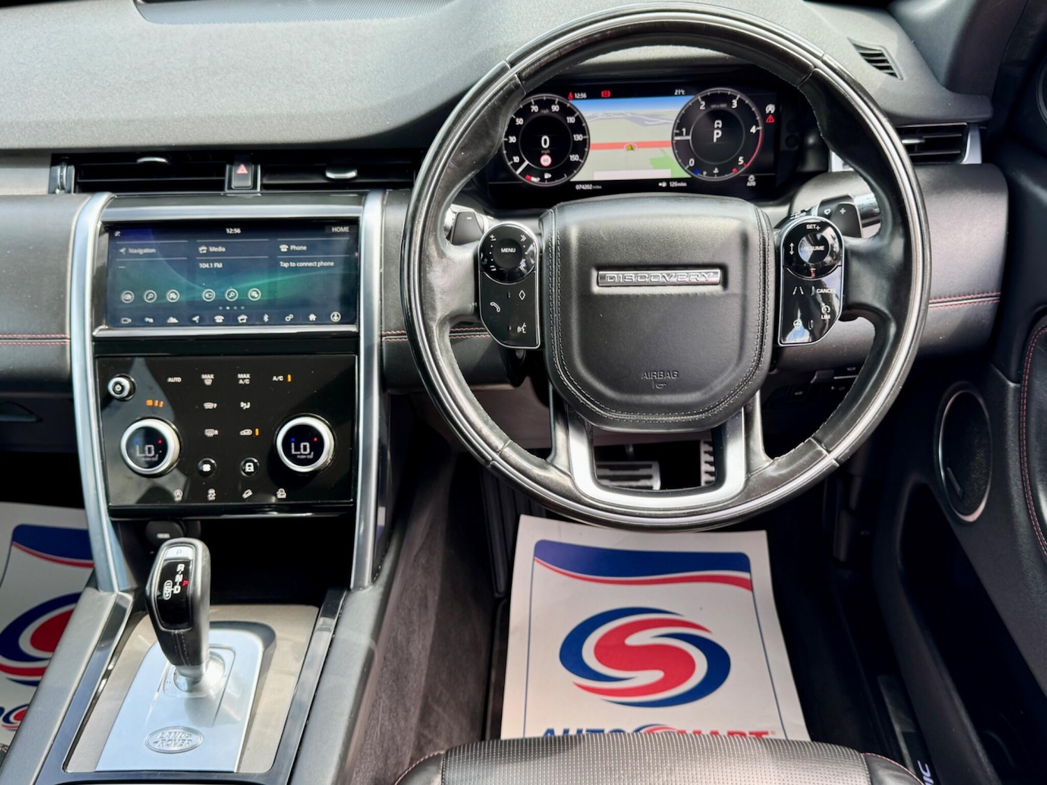 Used Land Rover Discovery Sport 2019 for sale - 76657662: Photo 2