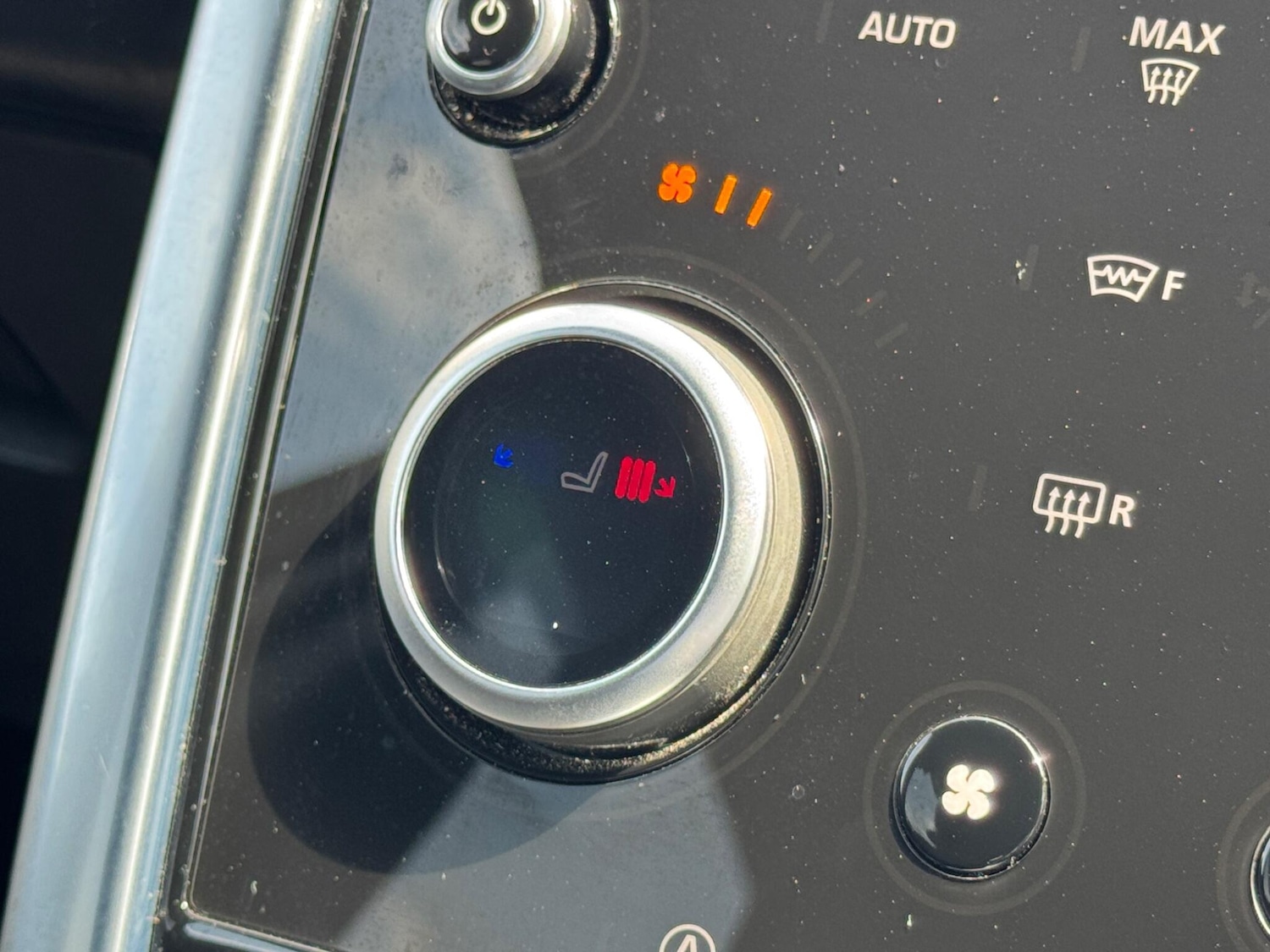 Used Land Rover Discovery Sport 2019 for sale - 76657662: Photo 34