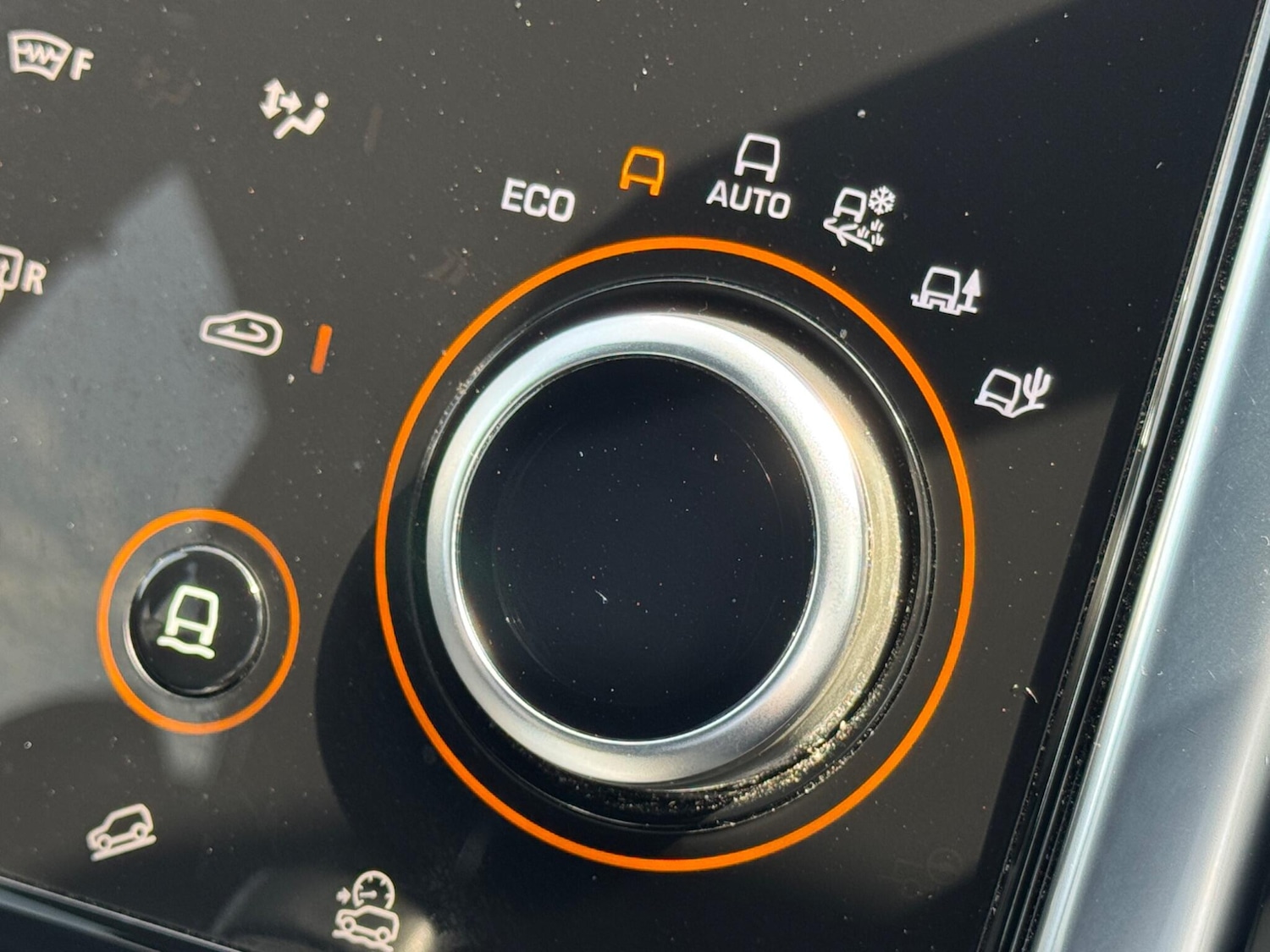 Used Land Rover Discovery Sport 2019 for sale - 76657662: Photo 35