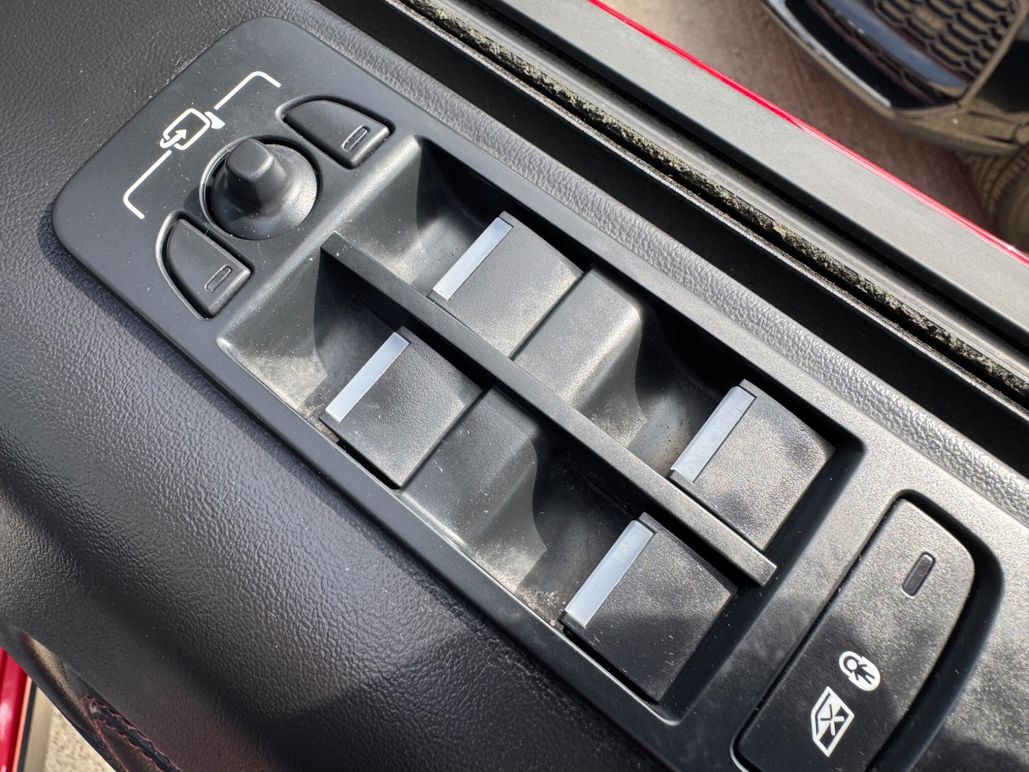 Used Land Rover Discovery Sport 2019 for sale - 76657662: Photo 50