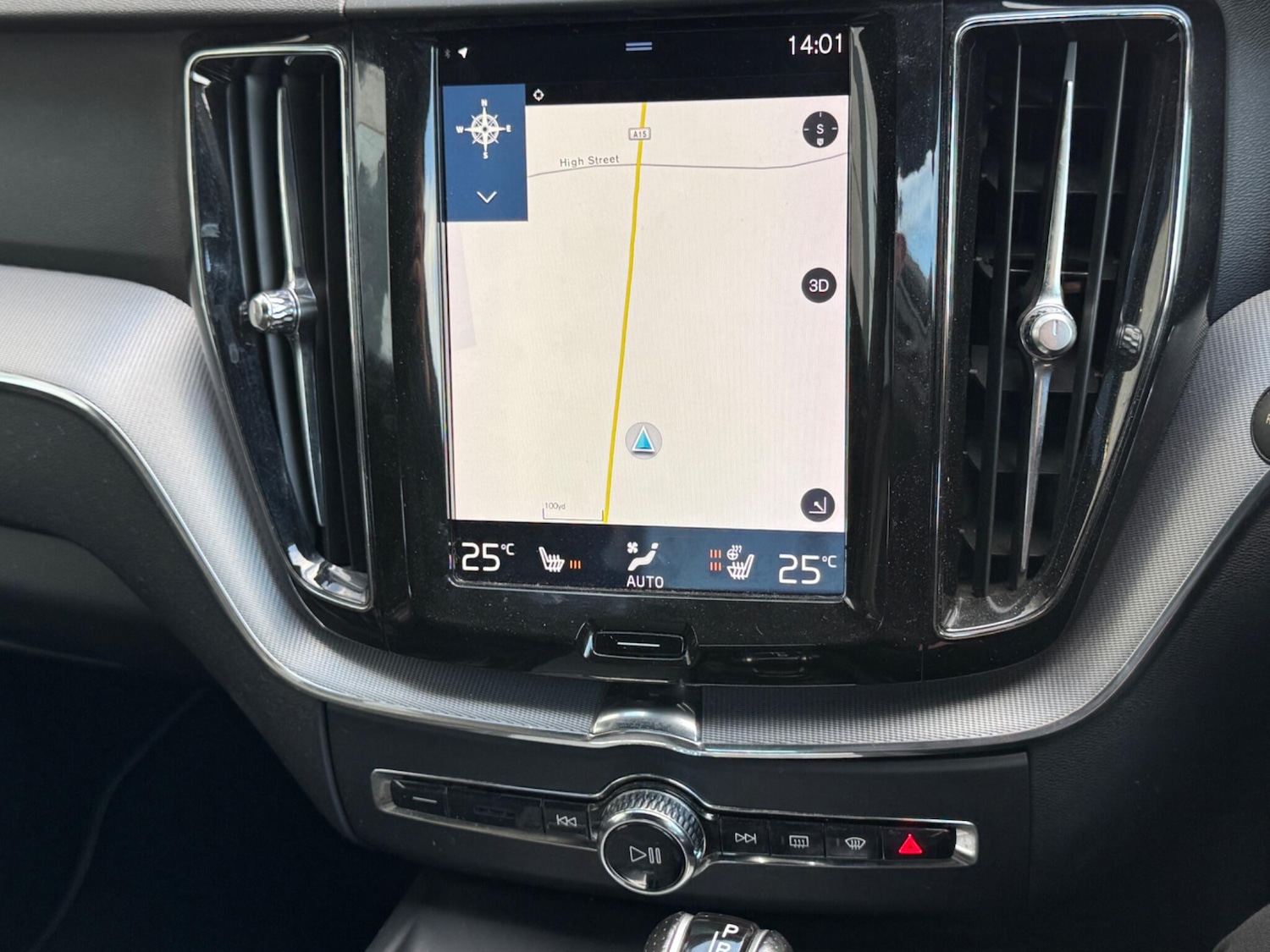 Used Volvo XC60 2018 for sale - 77633370: Photo 10