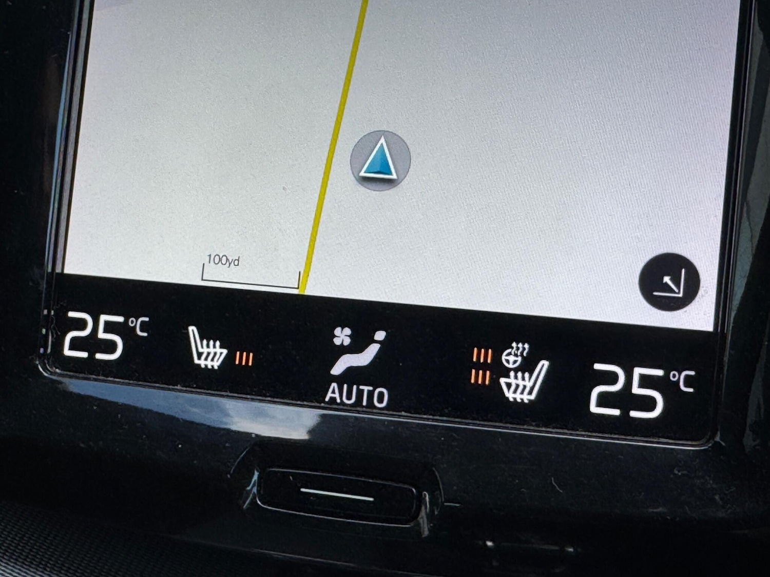 Used Volvo XC60 2018 for sale - 77633370: Photo 12