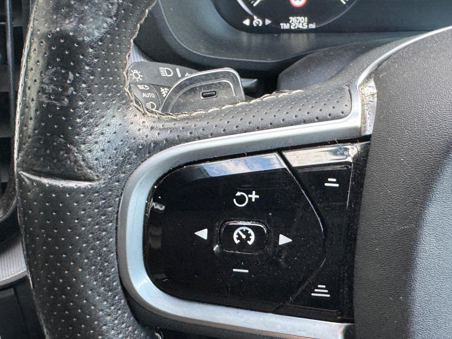 Used Volvo XC60 2018 for sale - 77633370: Photo 23