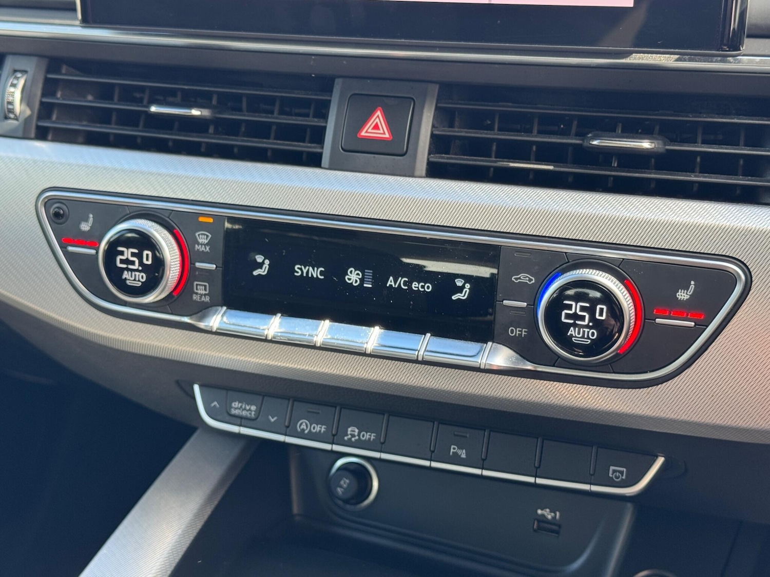 Used Audi A4 Avant 2020 for sale - 77612191: Photo 33