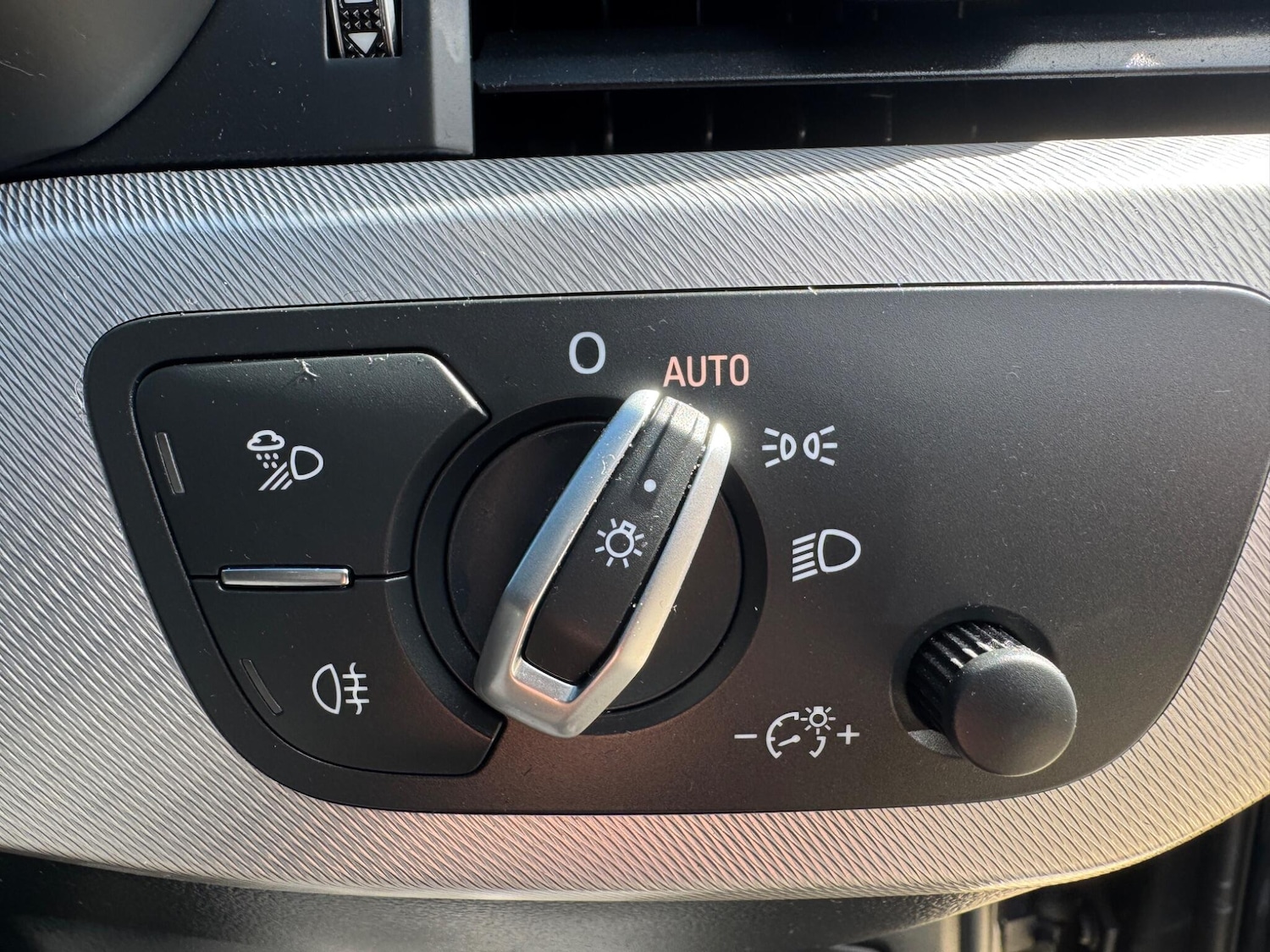 Used Audi A4 Avant 2020 for sale - 77612191: Photo 44