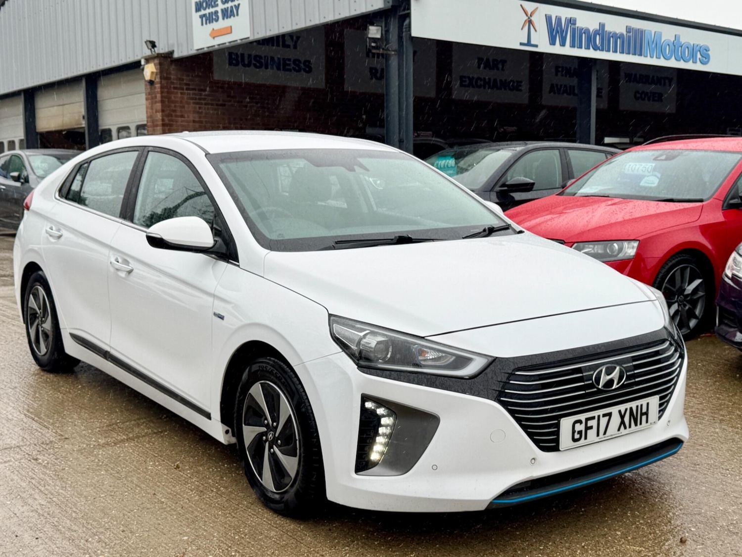 Used Hyundai IONIQ 2017 for sale - 76294760: Photo 1
