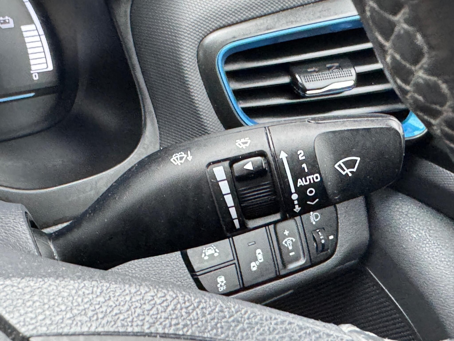 Used Hyundai IONIQ 2017 for sale - 76294760: Photo 36