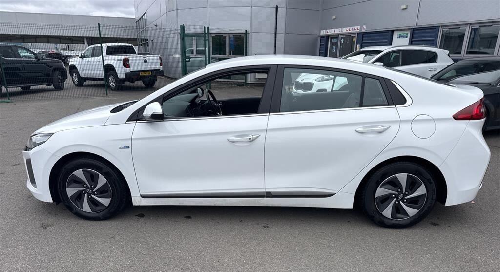 Used Hyundai IONIQ 2017 for sale - 76294760: Photo 4