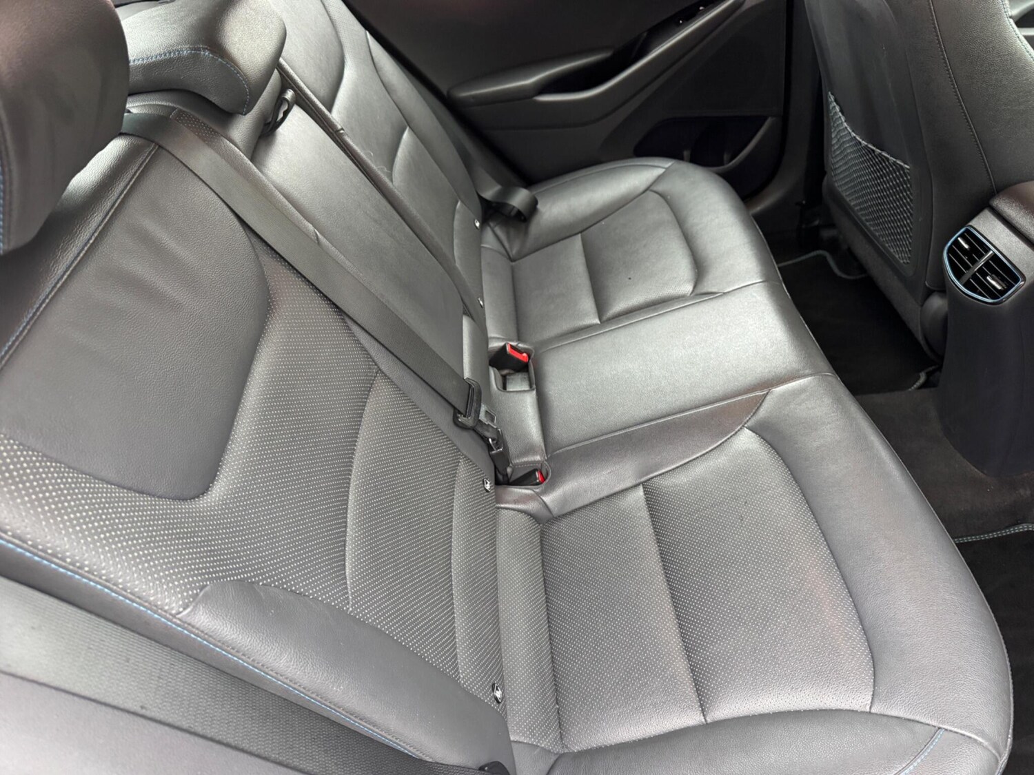 Used Hyundai IONIQ 2017 for sale - 76294760: Photo 42