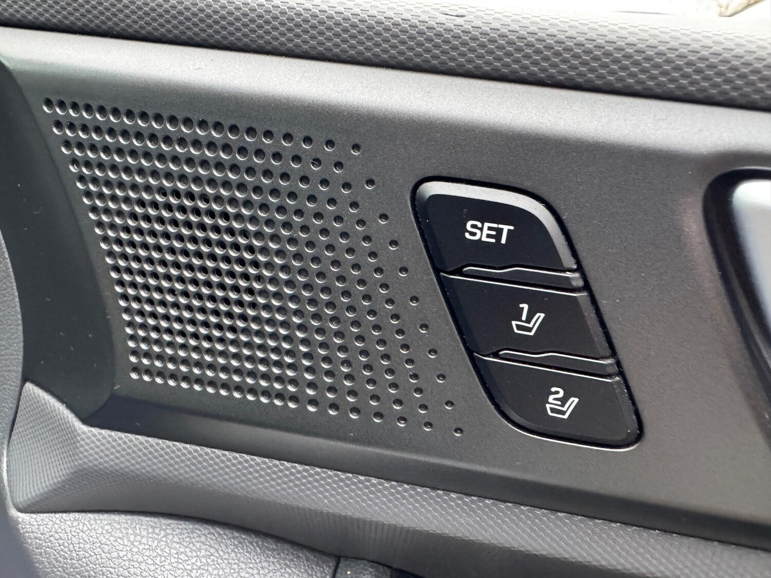 Used Hyundai IONIQ 2017 for sale - 76294760: Photo 45