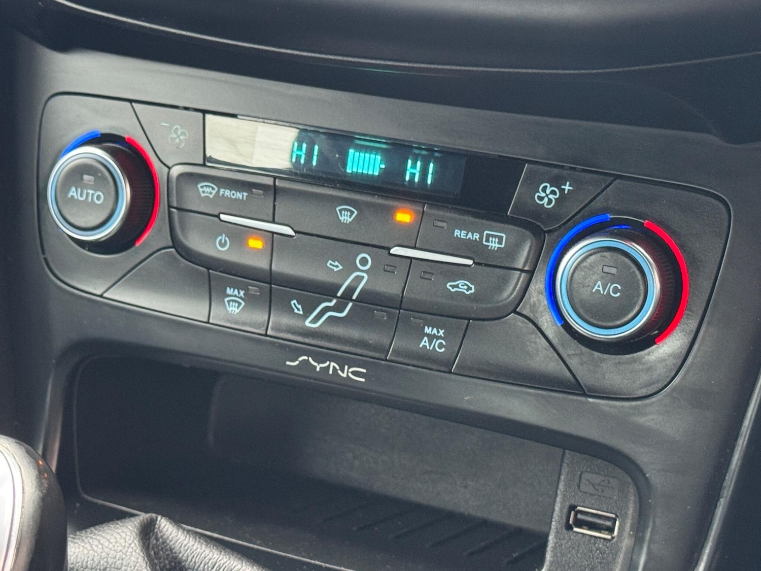 Used Ford Focus 2015 for sale - 77330540: Photo 22