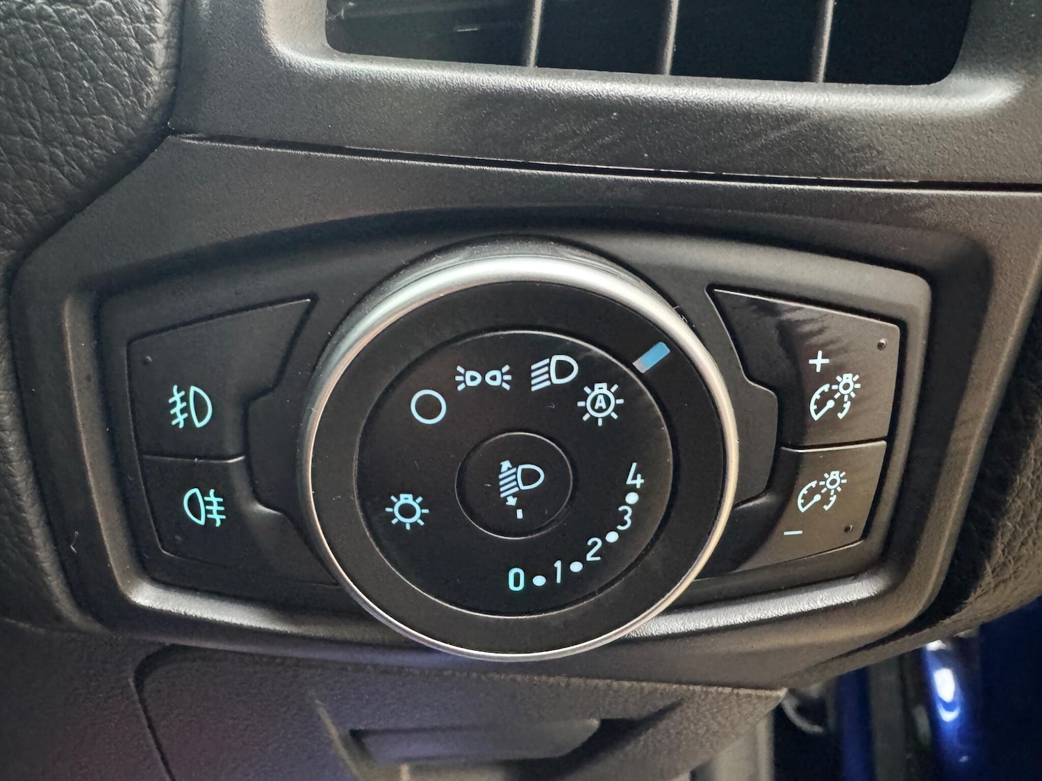 Used Ford Focus 2015 for sale - 77330540: Photo 30