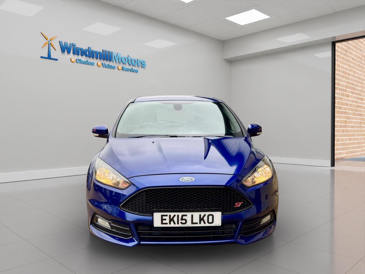 Used Ford Focus 2015 for sale - 77330540: Photo 5