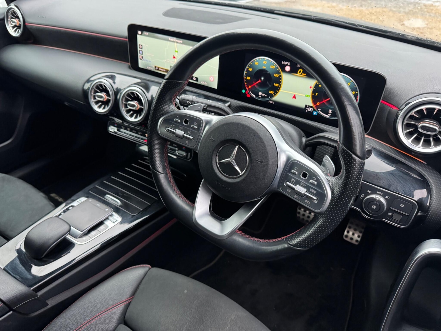 Used Mercedes-Benz A-Class for sale - 76527762: Photo 2