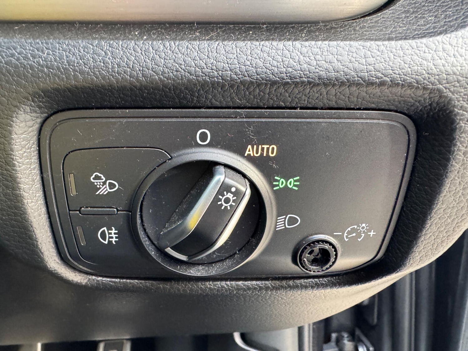 Used Audi A3 2017 for sale - 76398567: Photo 32