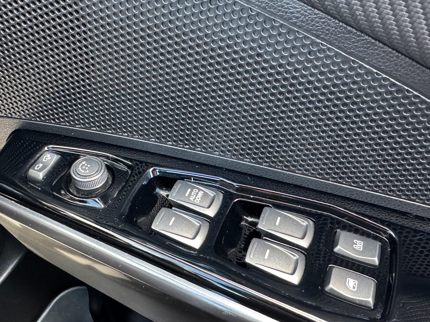 Used Ssangyong Tivoli 2021 for sale - 78185737: Photo 30