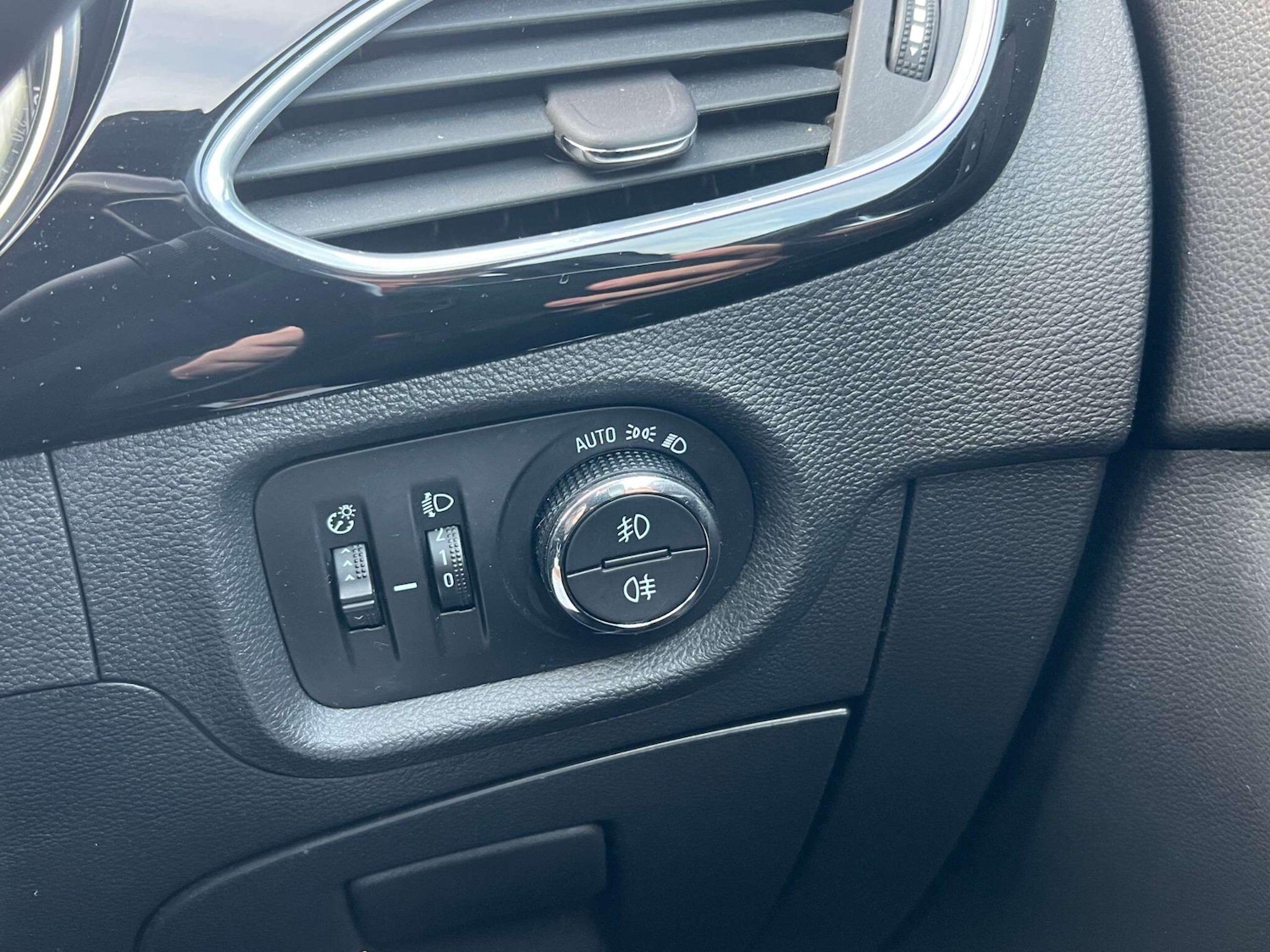 Used Vauxhall Astra 2016 for sale - 77202536: Photo 14