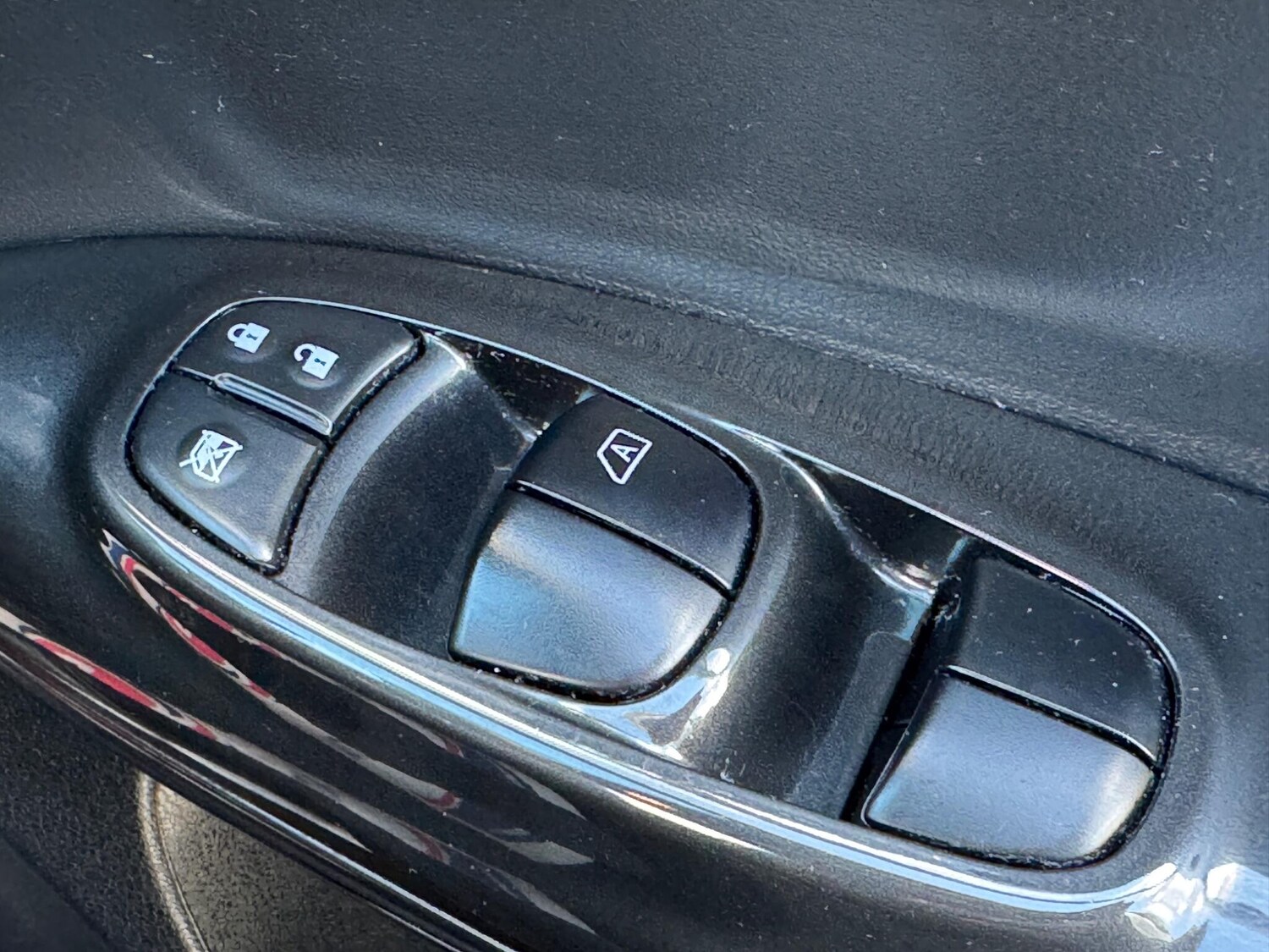 Used Nissan Juke 2016 for sale - 76370286: Photo 30