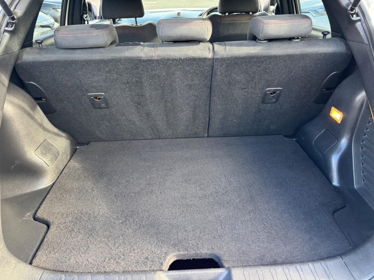 Used Nissan Juke 2016 for sale - 76370286: Photo 37