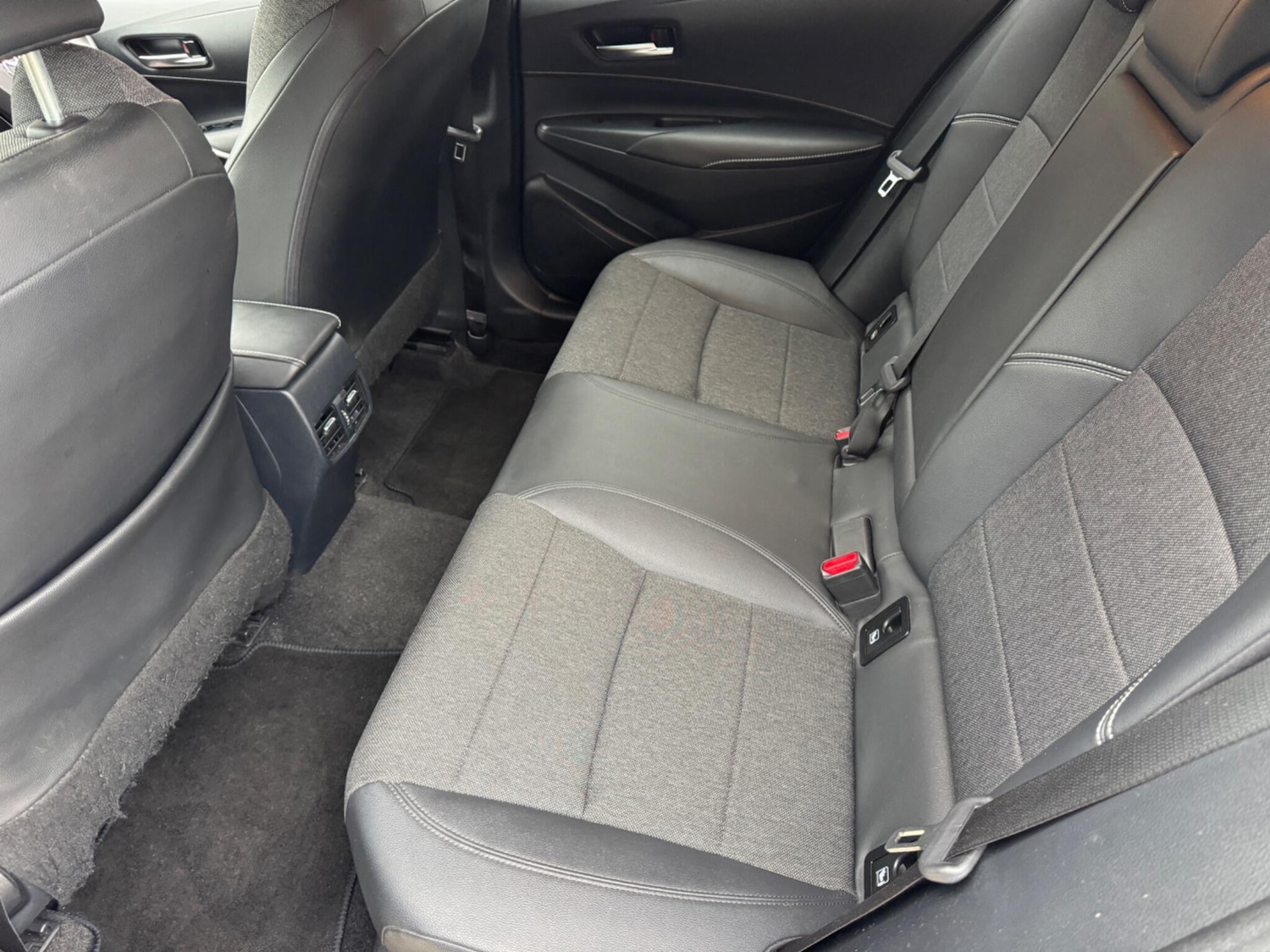 Used Toyota Corolla 2021 for sale - 76473727: Photo 48