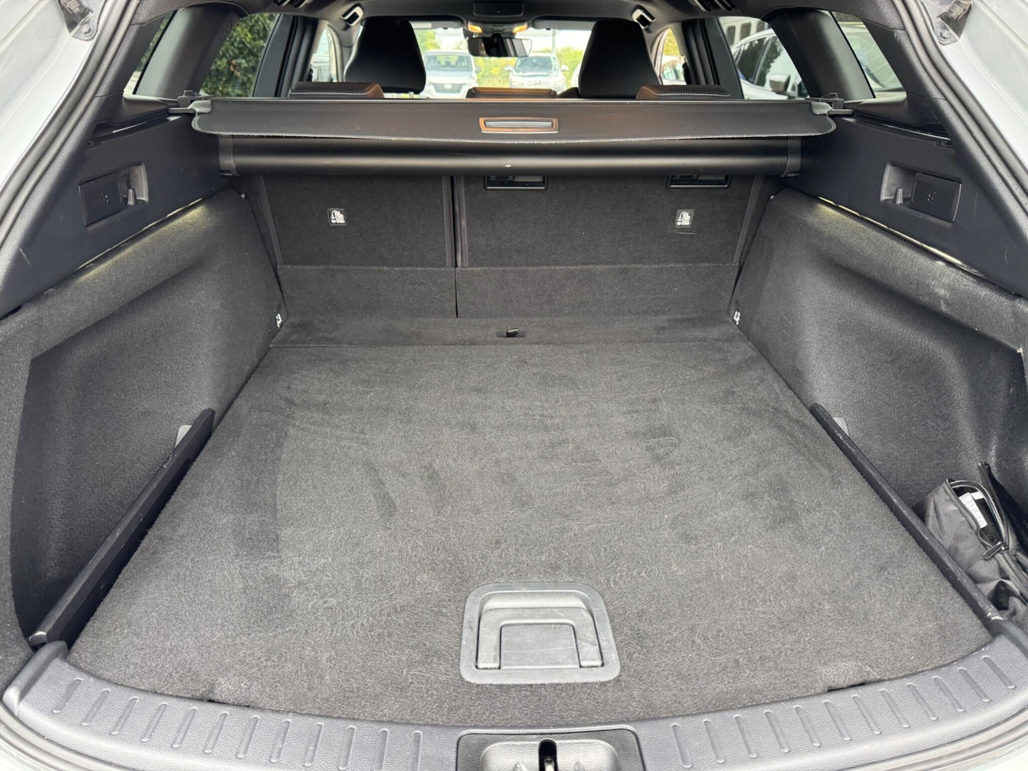 Used Toyota Corolla 2021 for sale - 76473727: Photo 49