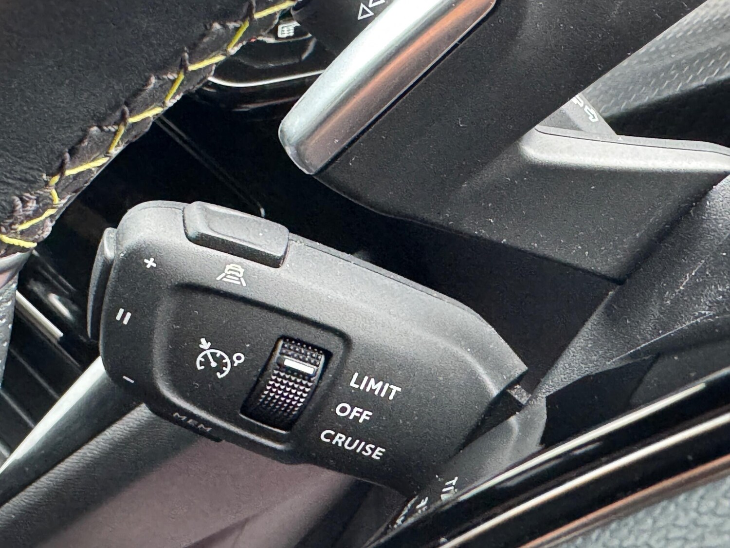 Used Peugeot 2008 2021 for sale - 76283242: Photo 54