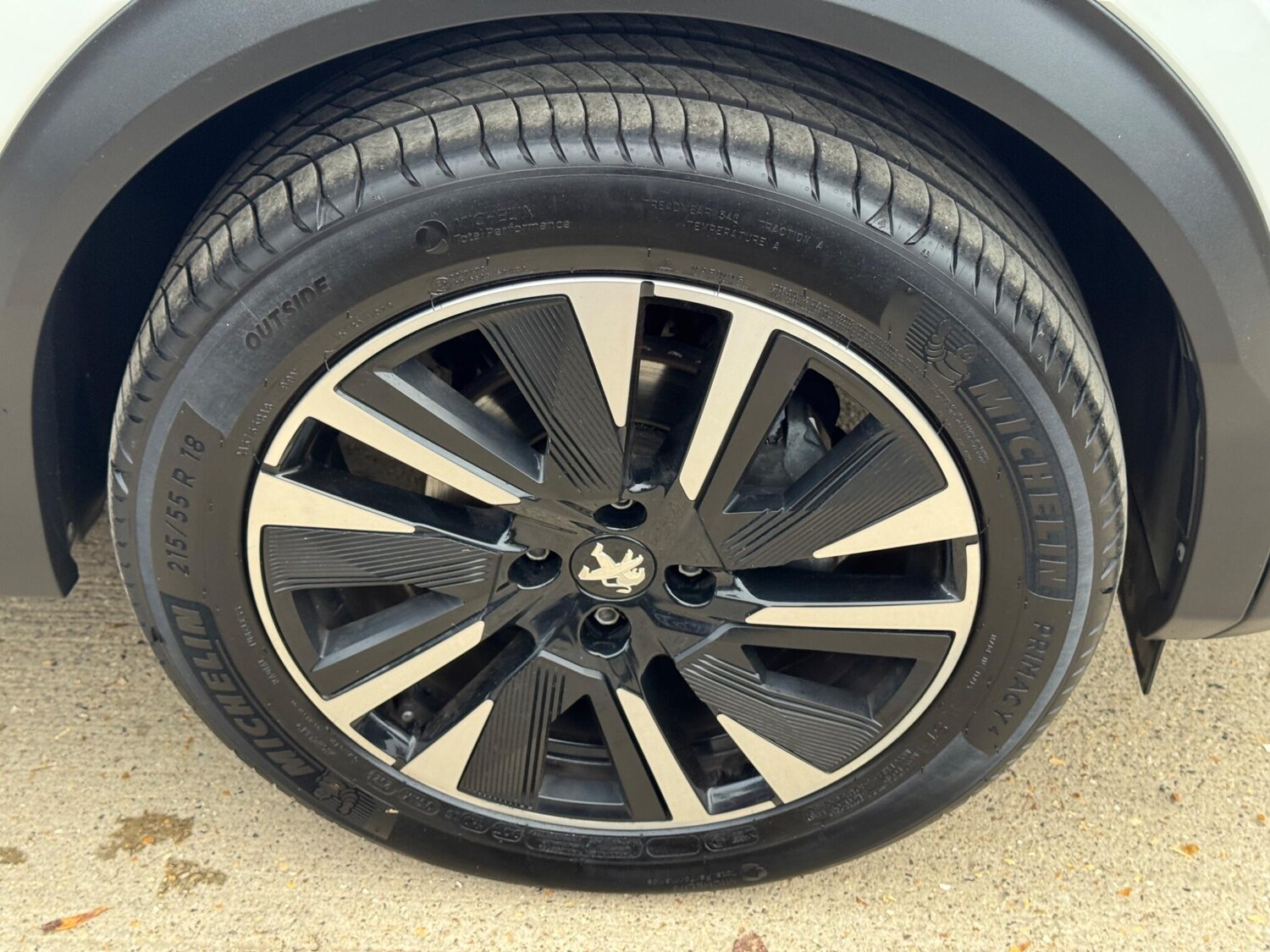 Used Peugeot 2008 2021 for sale - 76283242: Photo 64