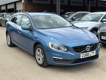 2017 (66) - 2.0 D3 Business Edition Euro 6 (s/s) 5dr