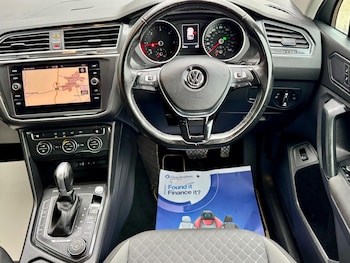 Used Volkswagen Tiguan 2017 for sale - 77586788: Photo