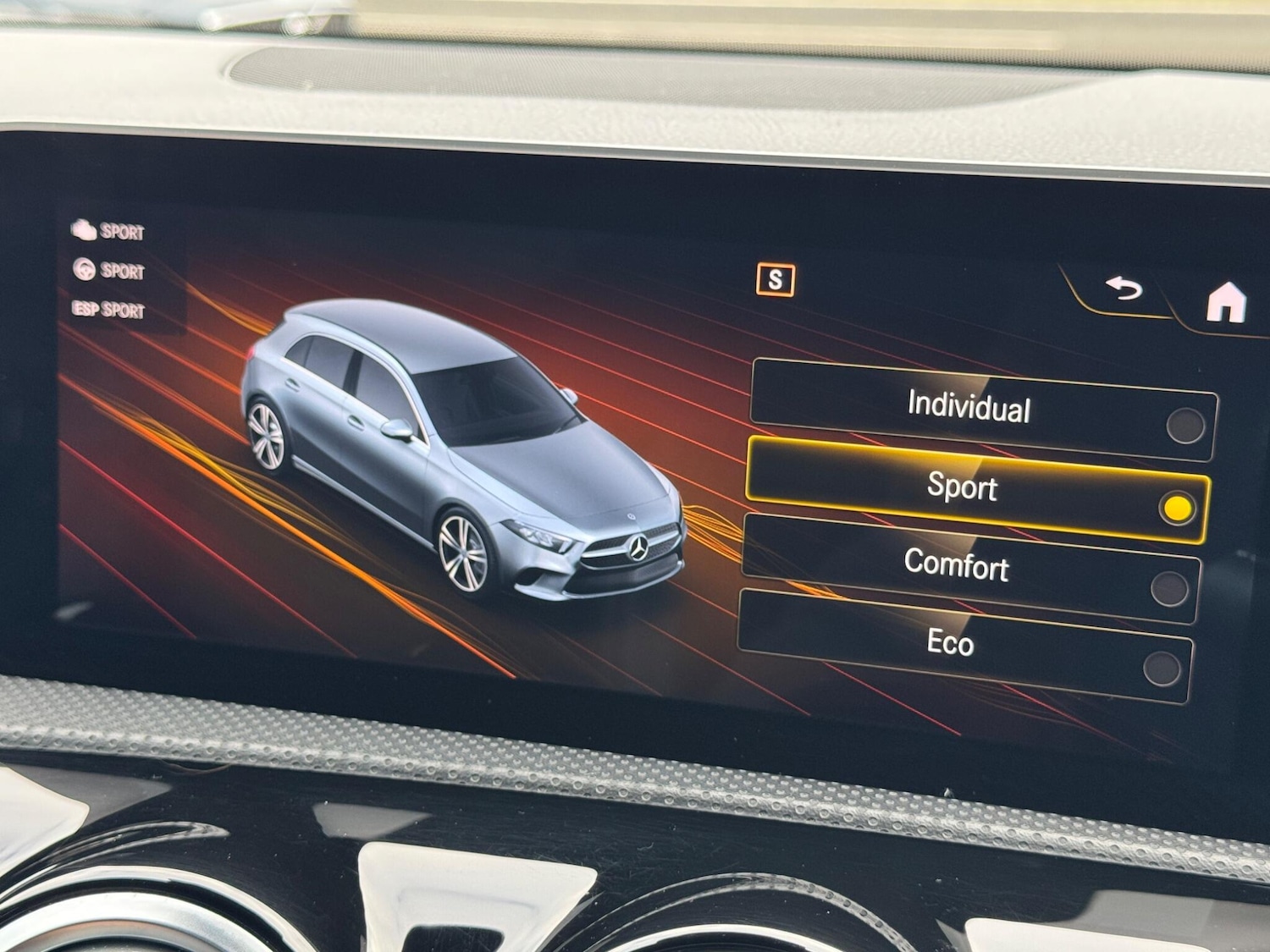 Used Mercedes-Benz A-Class 2019 for sale - 77709387: Photo 45