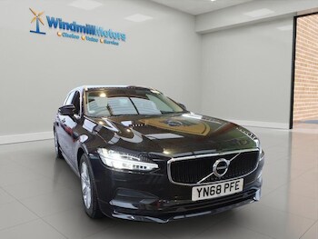 (68) - 2.0 D4 Momentum Auto Euro 6 (s/s) 5dr